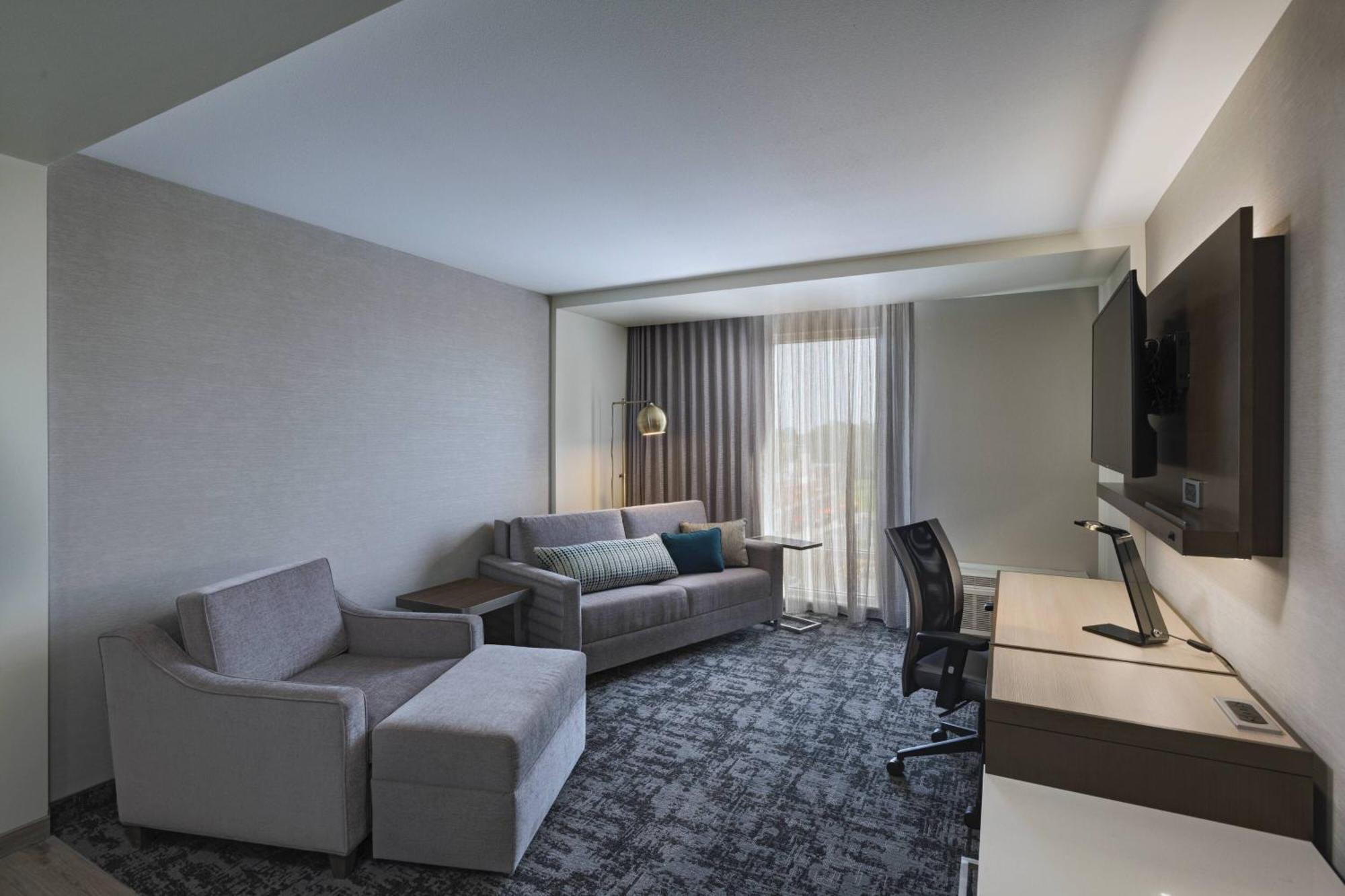 Courtyard St. Louis Brentwood Hotel Richmond Heights Eksteriør billede